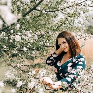 Meet your Posher, Debralee